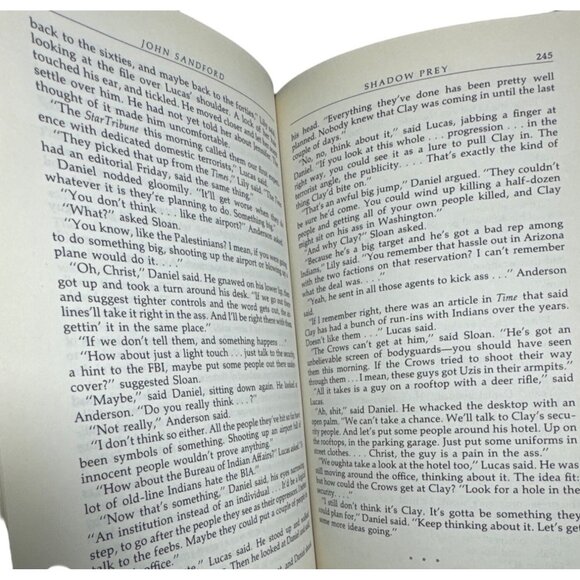 Shadow Prey John Sanford 1st Edition and Printing DJ 1990 G P Putnams Sons NY - Picture 10 of 13